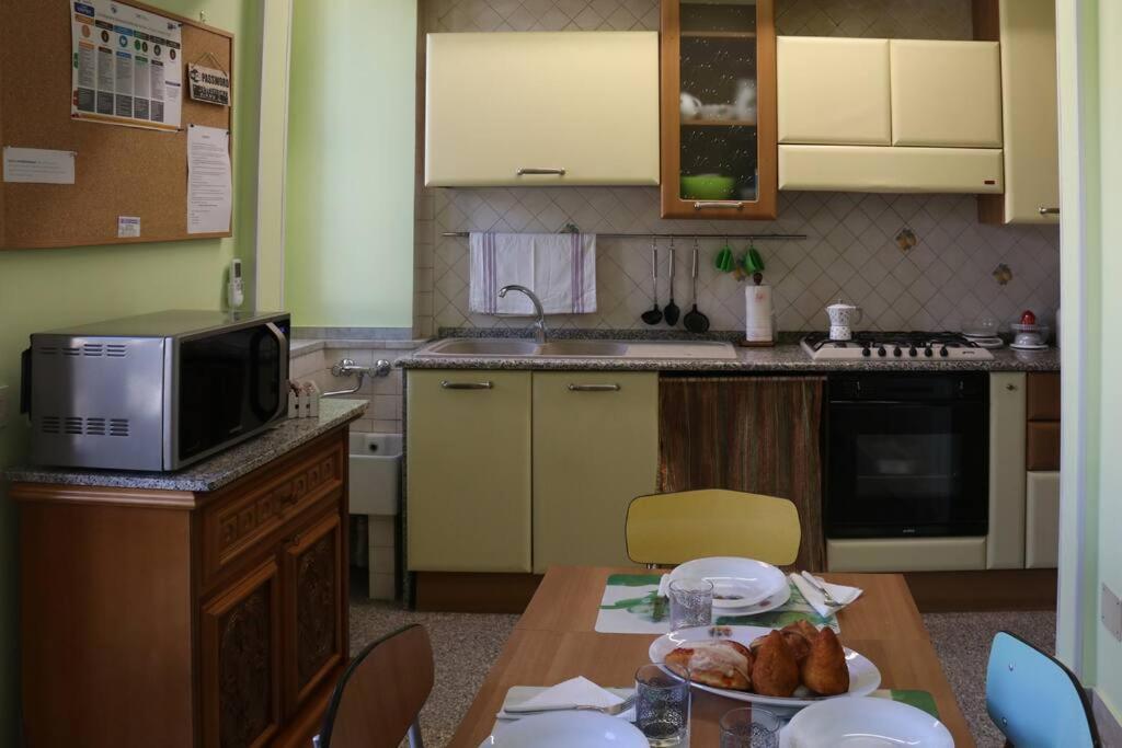 Palazzo Vitrano - Tourist Apartment Catania-Fontanarossai nemzetközi repülőtér Kültér fotó