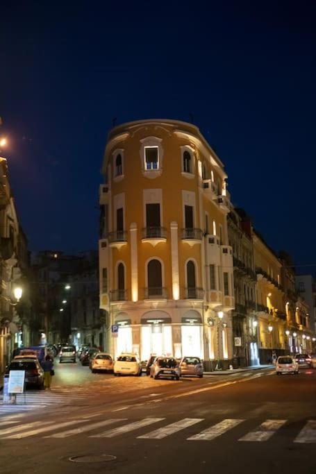 Palazzo Vitrano - Tourist Apartment Catania-Fontanarossai nemzetközi repülőtér Kültér fotó