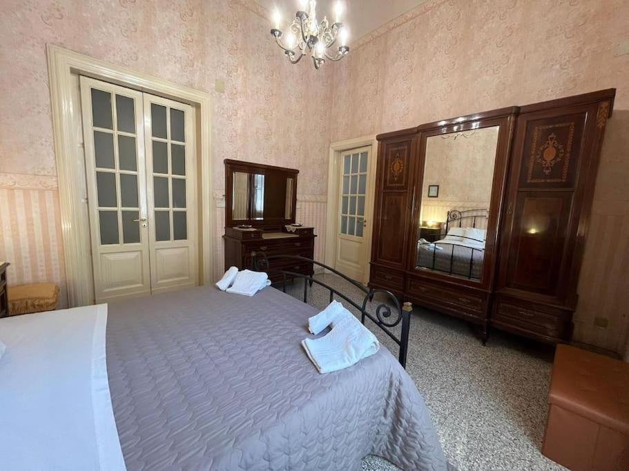 Palazzo Vitrano - Tourist Apartment Catania-Fontanarossai nemzetközi repülőtér Kültér fotó